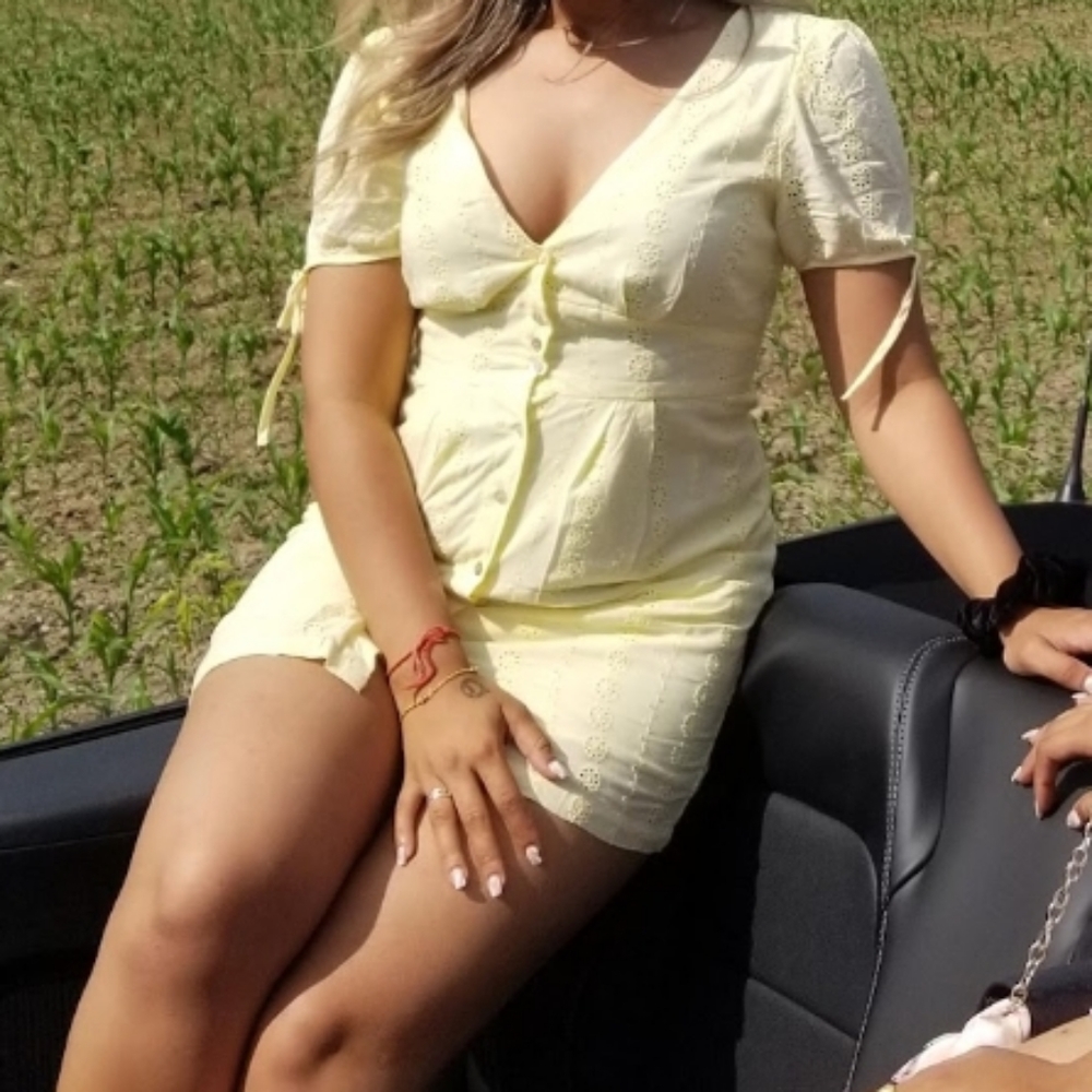 Yellow dress